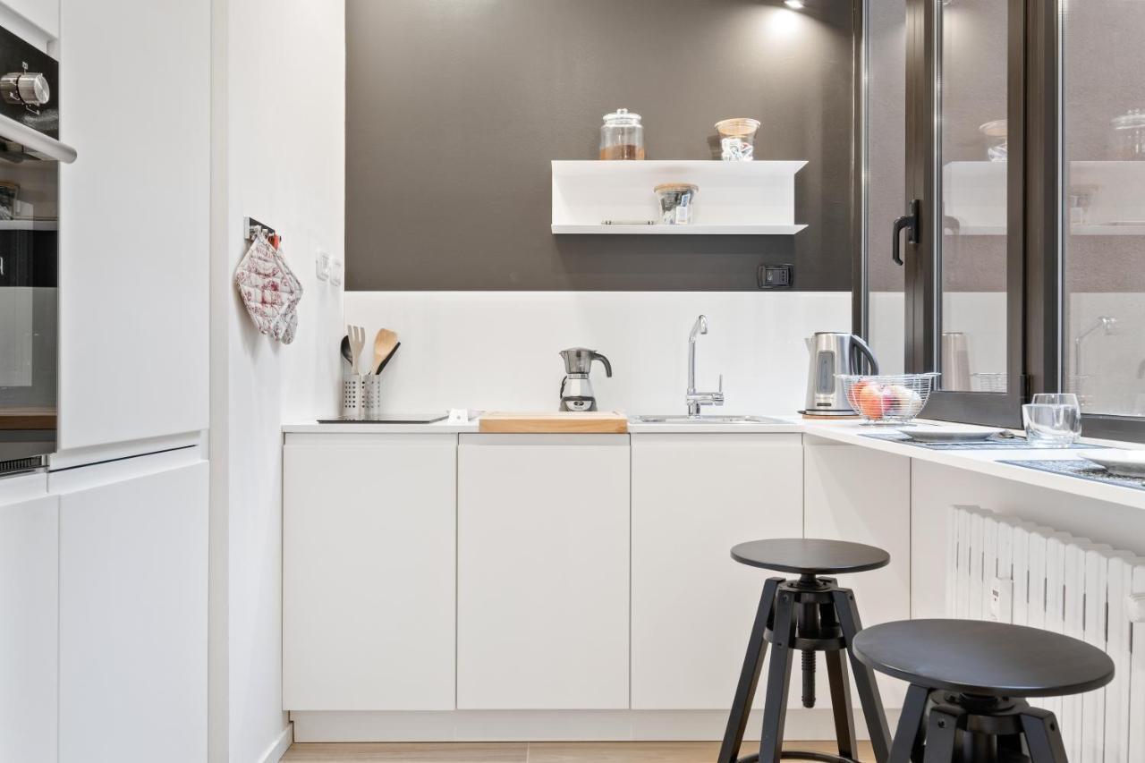 Piazza Maggiore White Apartment โบโลญญา ภายนอก รูปภาพ